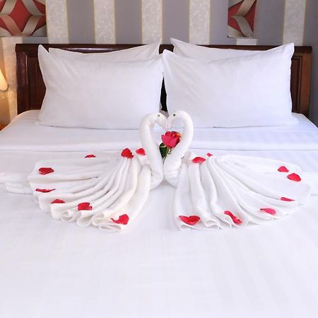 Cosmo Central Hotel Ho Chi Minh Buitenkant foto
