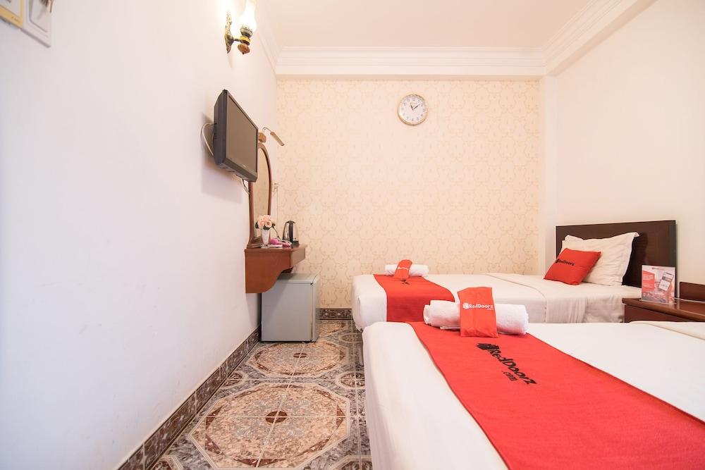 Cosmo Central Hotel Ho Chi Minh Buitenkant foto