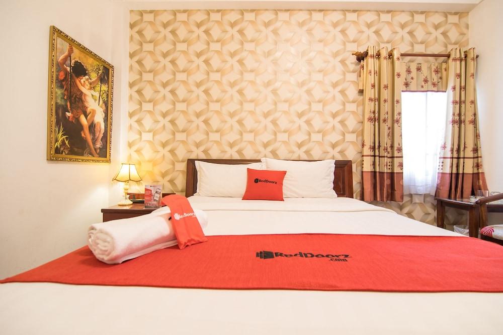 Cosmo Central Hotel Ho Chi Minh Buitenkant foto